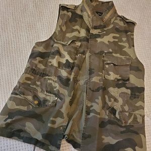 Camouflage Vest